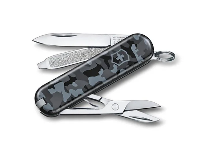 0.6223.942 – VICTORINOX CLASSIC CAMOUFLE NAVY