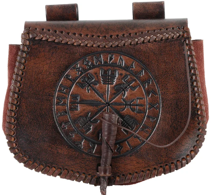 1680000310 – LARP Sacoche en cuir embossé Vegvísir