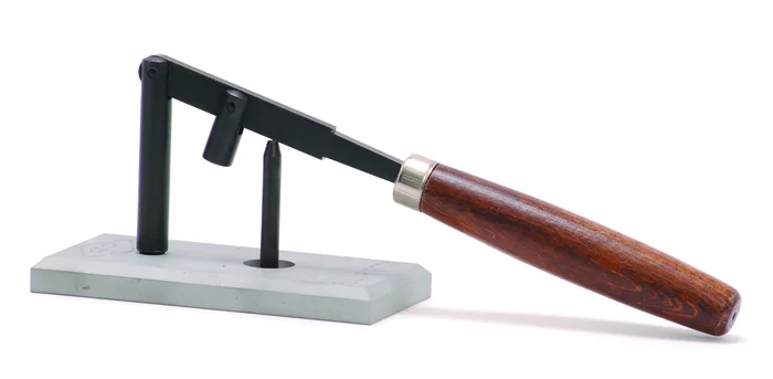 76043 – PRESSE CHARGEMENT BARILLET RM 44