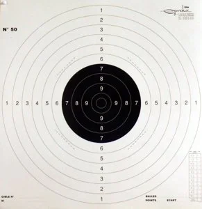 Cible papier gravolux Pistolet 25/50 mètres – format 52×52 cm – par 100