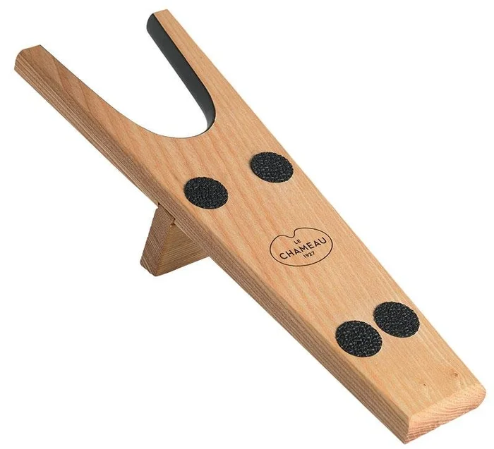 Tire-Bottes en bois LE CHAMEAU
