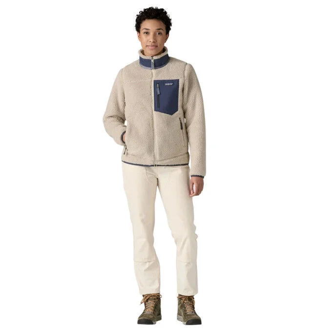 Veste polaire Femme Patagonia Retro-X – Natural w/New Navy – Image 4